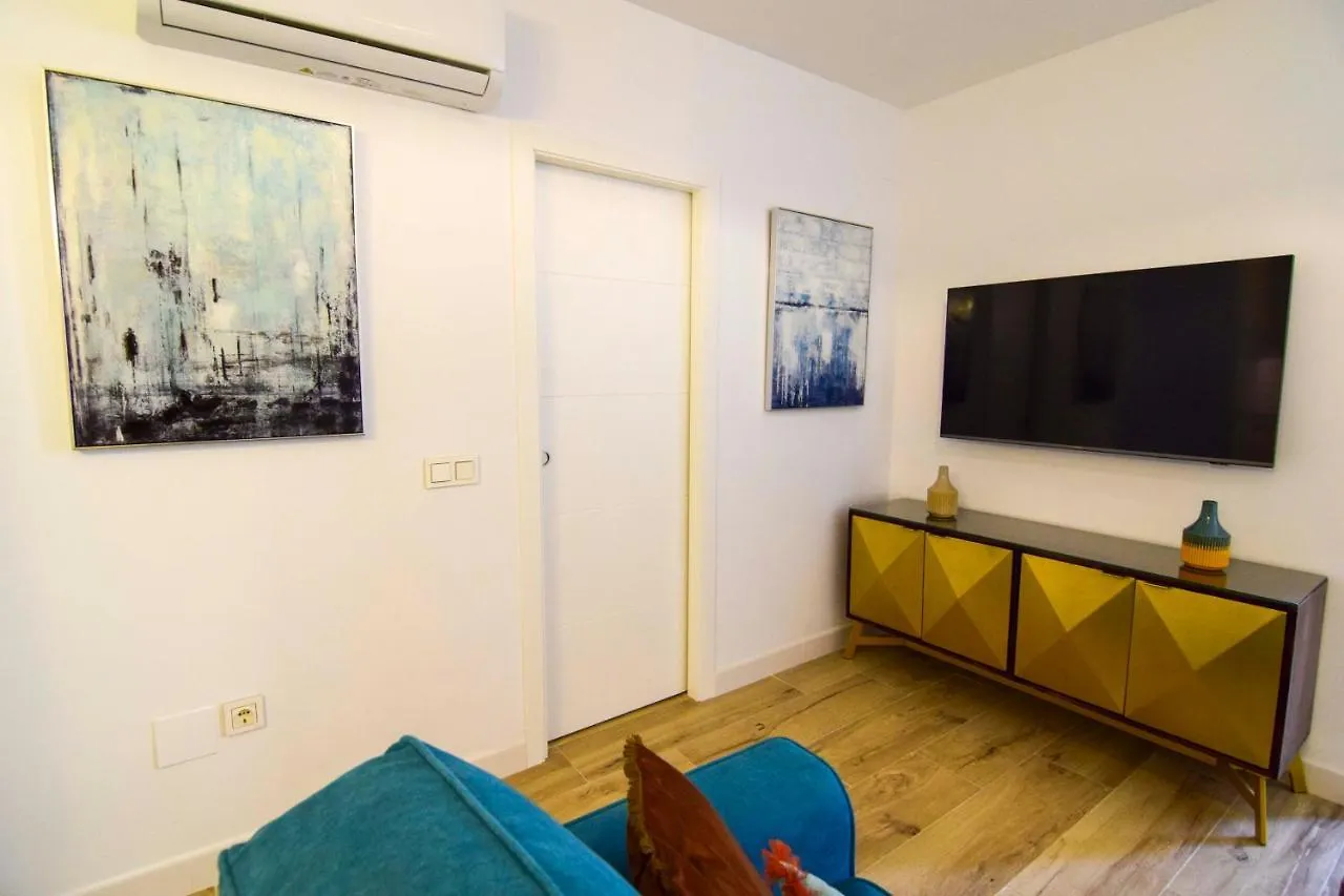 Letmalaga Square Merced إسبانيا