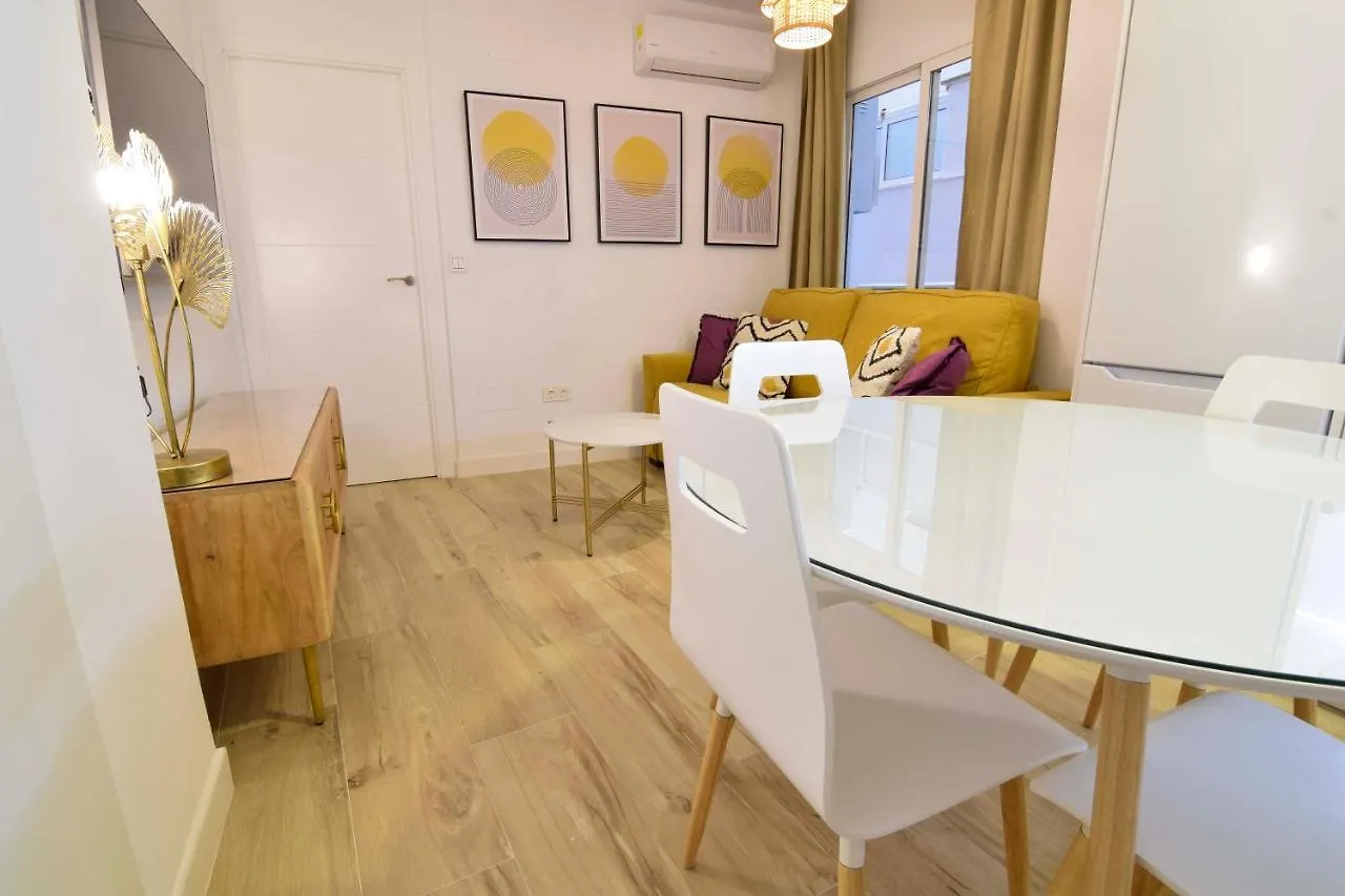 Appartement Letmalaga Square Merced Spanje